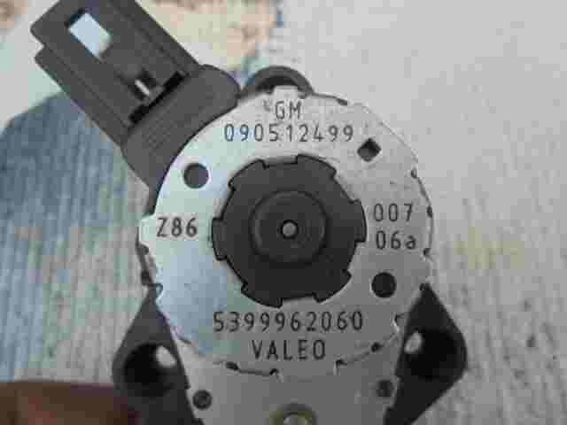 Calefacción actuador Opel Omega B 090512499 09 051 24 99 5399962060 00706A Z86