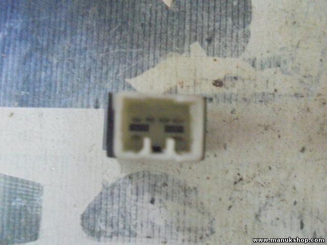 Niebla interruptor Kia Rio 1999