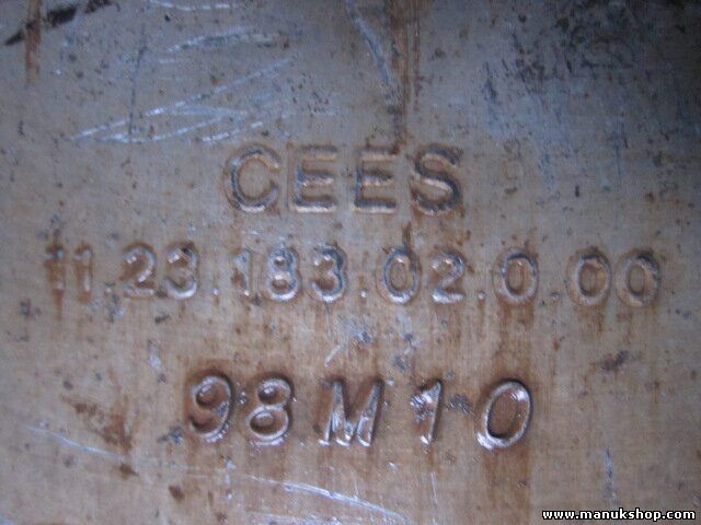 Escape Mercedes-Benz W163 ML320 1634900701 163 490 07 01 SN 0511 1634900501