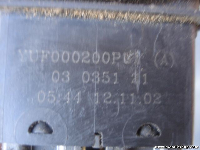 Botonera Elevalunas trasero Land Rover Discovery Freelander YUF000200PUY