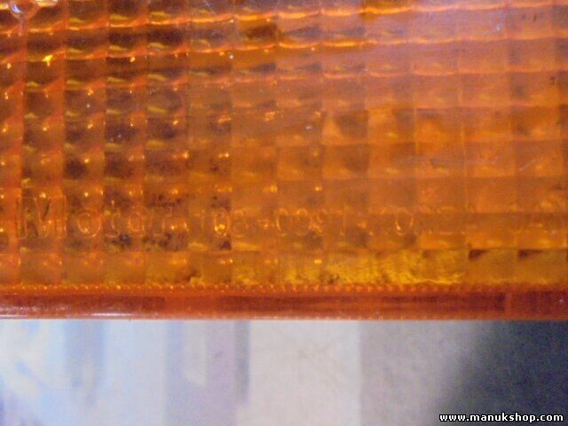 Intermitente delantero izquierdo SsangYong FJ 8330105300 83301-05300 E-108-009