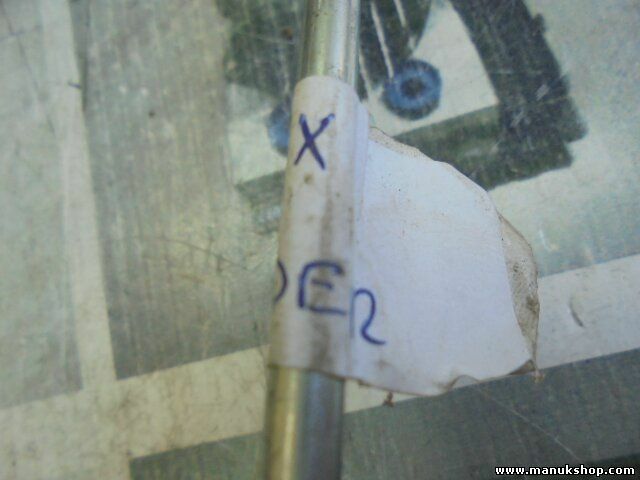 Cerradura puerta trasera derecha Toyota Hilux 2,5 D4D 690500K040 69050-0K040