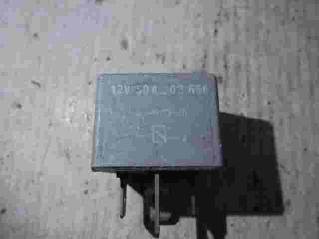 Relé Citroen Peugeot 12V/50A-03656 12V/ 50A03656