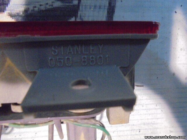 Luz de freno trasera Mitsubishi Pajero 2.5 TD 1993 050-8801 050 8801 0508801