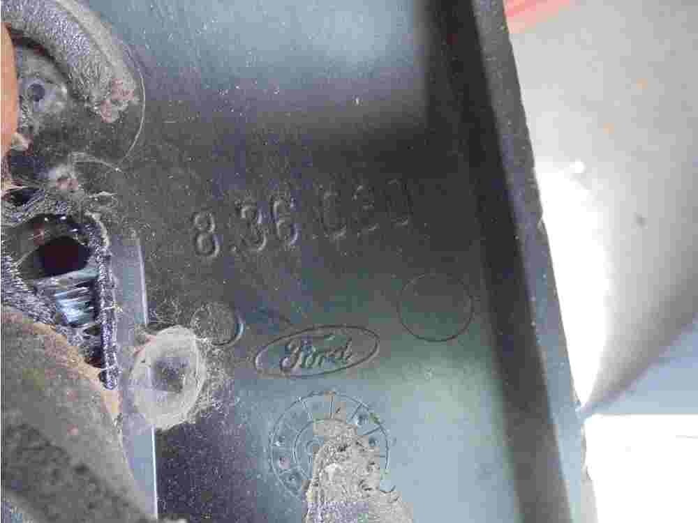 Espejo retrovisor exterior derecho Ford Escort 1993 836030 8 36 030