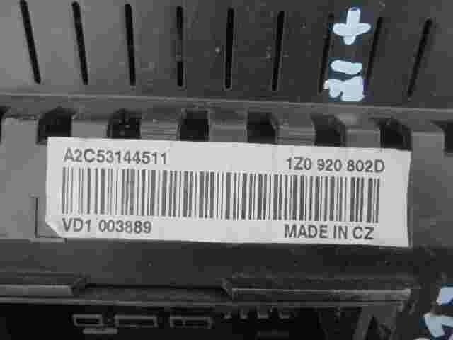 Cuadro de instrumentos Skoda Octavia A2C53144511 1Z0920802D VD1 VDO 003889