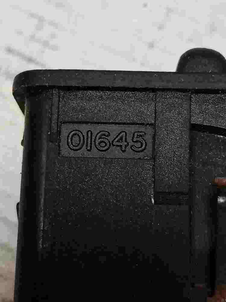 Niebla interruptor Honda Civic Land Rover Freelander 400 ST3A01645 ST3A-01645