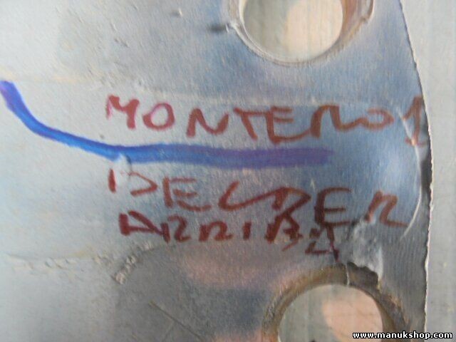 Bisagra de la puerta delantera derecha arriba Mitsubishi Pajero Montero I