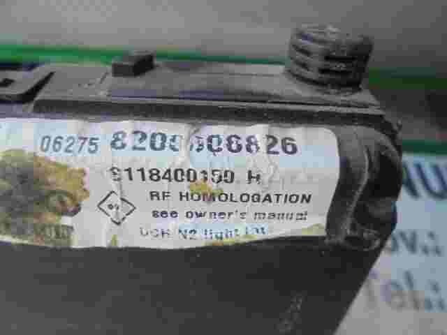 Scatola fusibili Renault Scenic UCH N2 8200606826 SIEMENS S118400150H