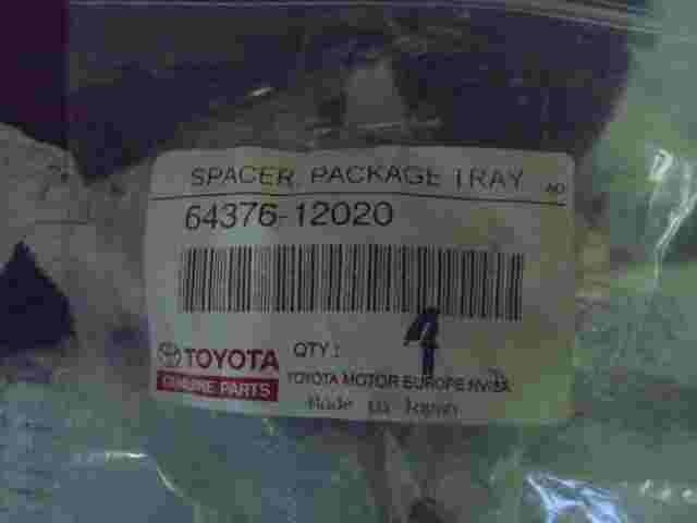 Package Tray Trim Toyota Yaris 6437612020 64376-12020