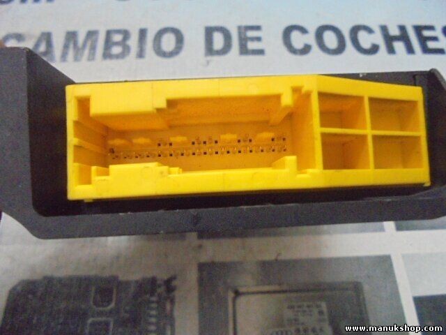 Sensor de impacto de airbag Renault 8200817784 8200 81 77 84 2840094300300 V 3.4