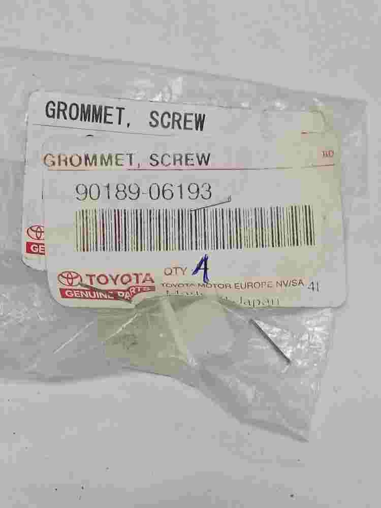 Screw Grommet Toyota Land Cruiser Camry Corolla Prius Lexus 9018906193