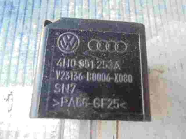 Relé de la bomba de combustible VW Seat Audi 4H0951253A V23136B0006X080 Nr.645