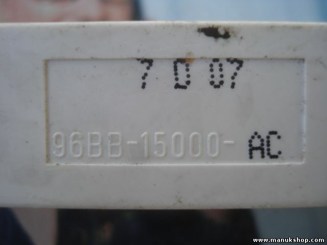 Pantalla del salpicadero Ford Mondeo 96BB15000AC 96BB-15000 AC