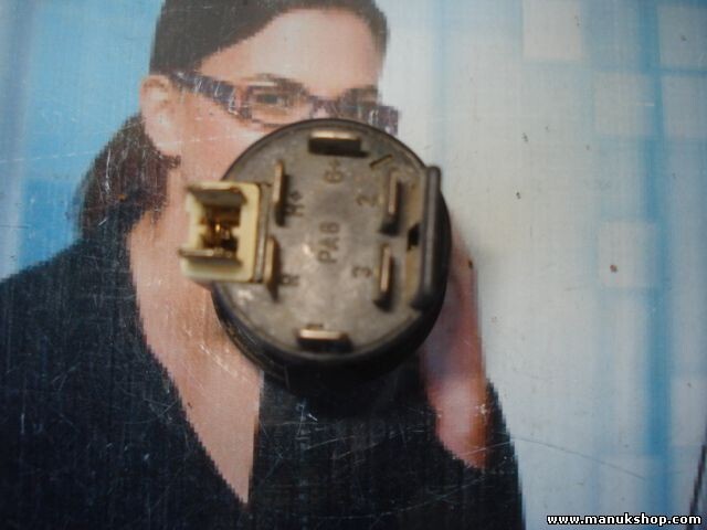 Interruptor Luneta Trasera Desempañador Opel Corsa 90119429 90 119 429 96013500