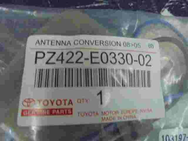 Antenna Conversion Toyota PZ422E033002 PZ422-E0330-02