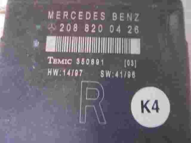 Unità di controllo porta Mercedes W210 W208 2088200426 TEMIC 350891 R