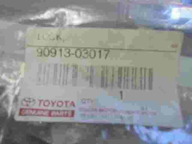 Lock Valve Spring Retainer Toyota Sprinter Carib Corolla 9091303017 90913-03017