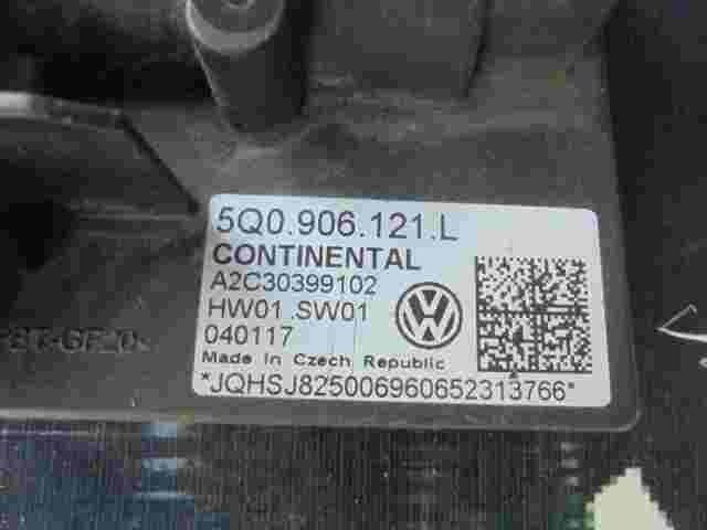 Relé de la bomba de combustible VW Golf 7 5Q0906121L Continental A2C30399102