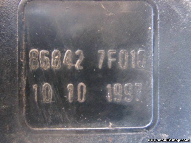 Chiusura cintura di sicurezza anteriore destra Nissan Terrano Ford 868427F010