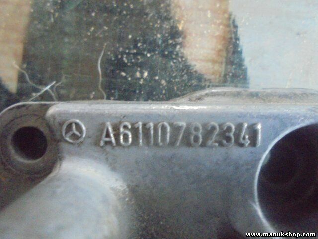 Supporto concessionario Mercedes Classe M W163 ML270 A6110782341