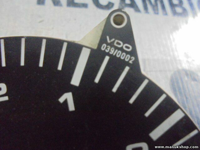 Reloj analógico VW Volkswagen Transporter T4 1 9 TD 88471388 0390002 701919033DK