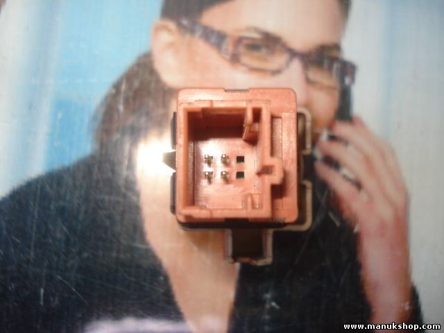 Interruptor de emergencia warning Citroen C4 07-10 96480877KR