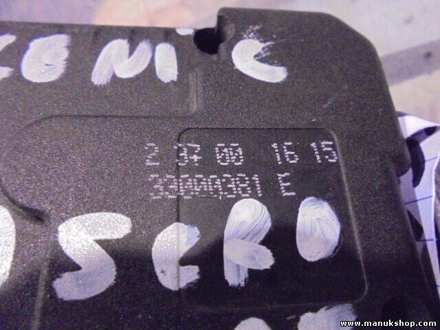 Cinturón de seguridad trasero derecho Renault Scenic I 1.9 DCi RX4 33000381E