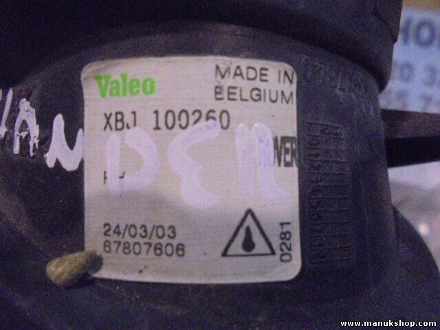 Faro antiniebla izquierdo Land Rover XBJ100260 XBJ 100260 LH 67807606 0281