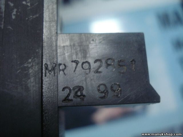 mando botonera elevalunas Mitsubishi Carisma MR792851 40 99