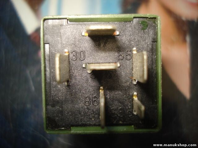 Relé BMW E32 E34 1 378 302.2 13783022 50 225 001 50225001