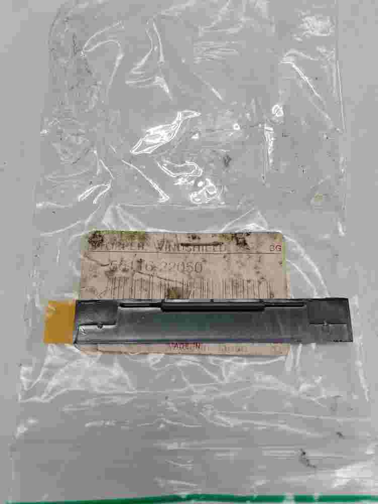 Windshield Stopper Toyota 4 Runner Avensis Carina Corolla 5611622050 56116-22