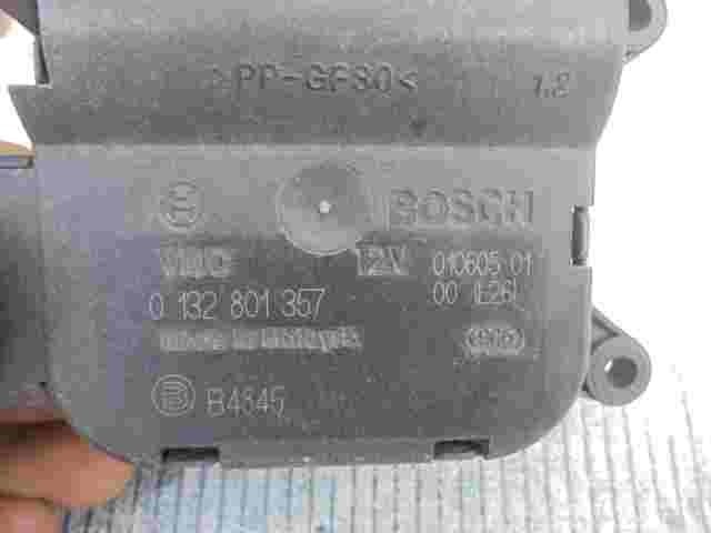 Calefacción actuador Skoda 0132801357 0 132 801 357 12V 0160501 (L26) B4845