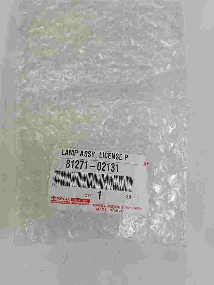 Lens License Plate Lamp Toyota Corolla Avensis Verso 8127102131 81271-02131
