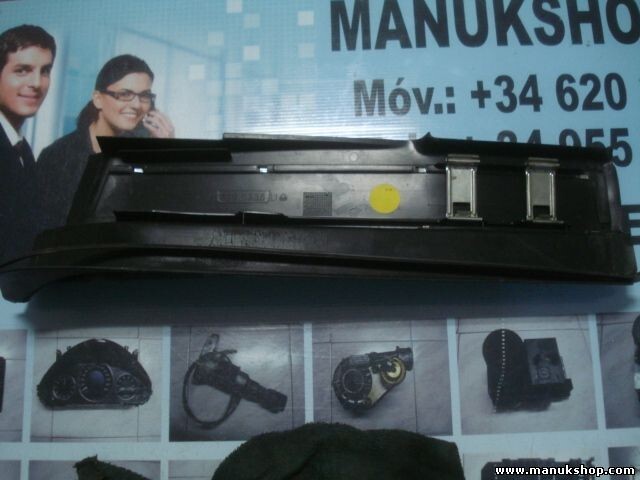 Estriberas taloneras acero trasero izquierdo Mercedes-Benz 1406800335