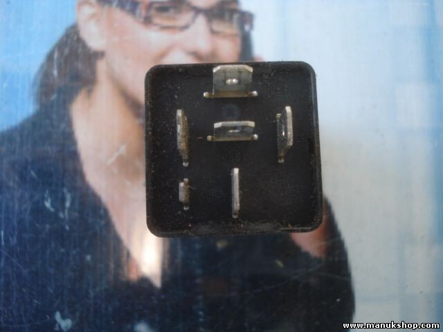 Bomba de agua relé Daewoo Nexia 96187237 PA66 DECO