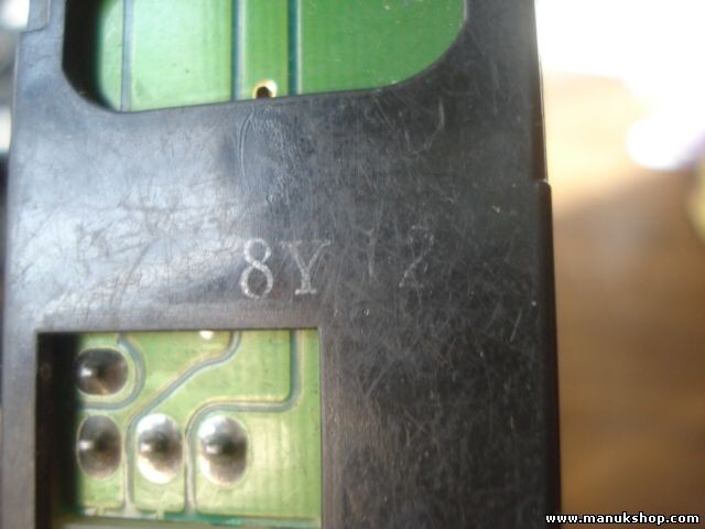 Interruptor del limpiaparabrisas trasero Nissan Sunny N13 8Y12