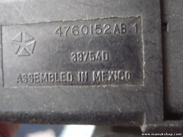 Interruptor TRAC OFF Chrysler 300M TRAC OFF 4760152AB 4760152