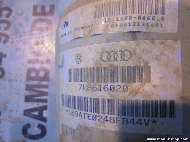 Amortiguador neumático trasero derecho Audi Q7 7L8616020 7L8616020C 15140004664