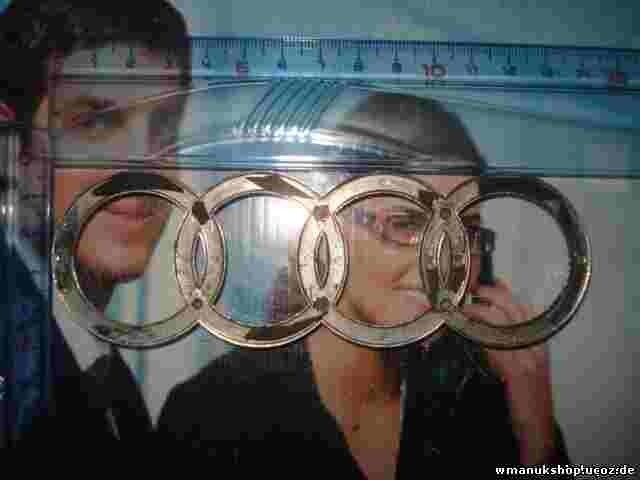 Emblema trasero Audi 14 cm