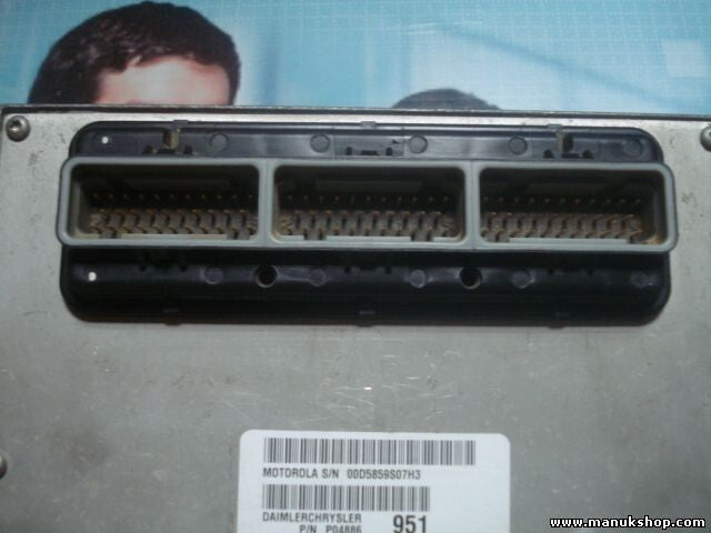 Módulo de control del tren motriz Daimler Chrysler Dodge Ram Pickup P04886951