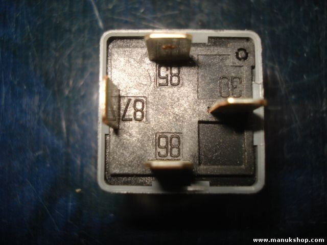 Nebbia relè Volkswagen Audi 8D0 951 253 A 8D0951253A 8DO951253A V23134-B52-X301