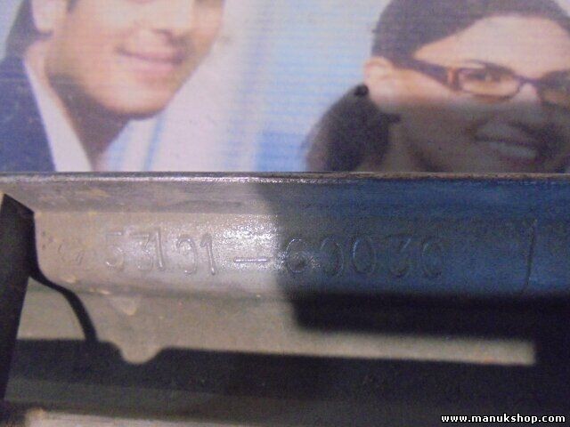 Parrilla rejilla frontal delantera Toyota J70 J-70 5310160030 53101-60030