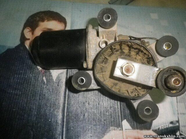 Motor del limpiaparabrisas Mitsubishi Pajero Sport MR221974 WM212252S