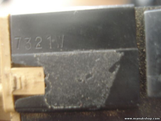 Interruptor de nivelación de faros Nissan Micra K11 7321W