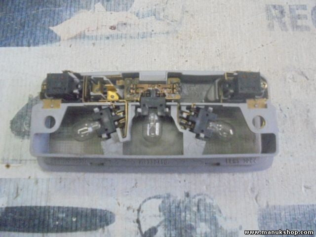 Luz Lectura Interior Mitsubishi Lancer Pajero Pinin MR330450 MR 33 04 50