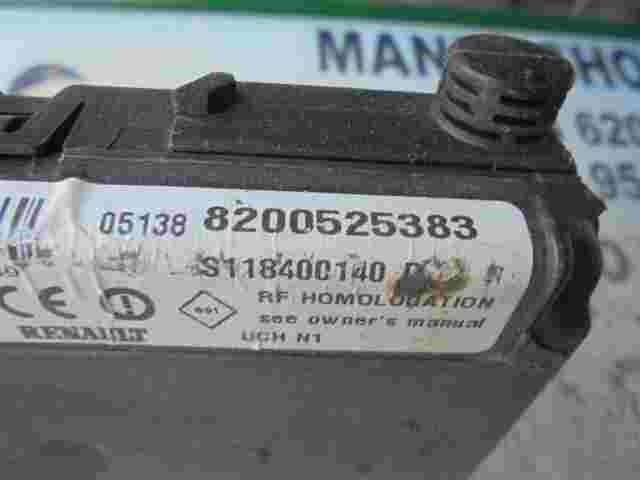 Scatola fusibili Renault Megane UCH N1 8200525383 SIEMENS S118400140D
