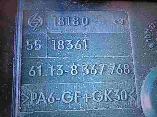 Scatola fusibili relè BMW 5 E39 E38 18180 61138367768 PA6-GF-GK30