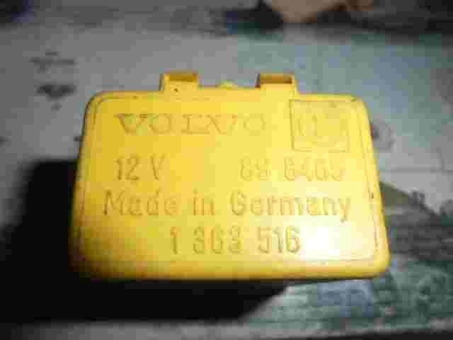 Relè tergicristallo Volvo 240 260 740 760 940 12V 898465 89 8465 1363516
