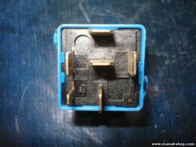 Relé BMW E31 E32 E34 E36 E38 E39 E46 8350566 61368350566